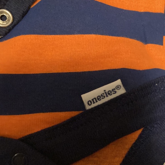 Ready for fun! Short and long sleeve onesies 2 for $10 - Picture 4 of 5